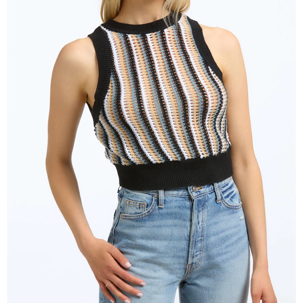 Evereve 525 crochet tank in soft cotton with crew neckline and ribbed trim.